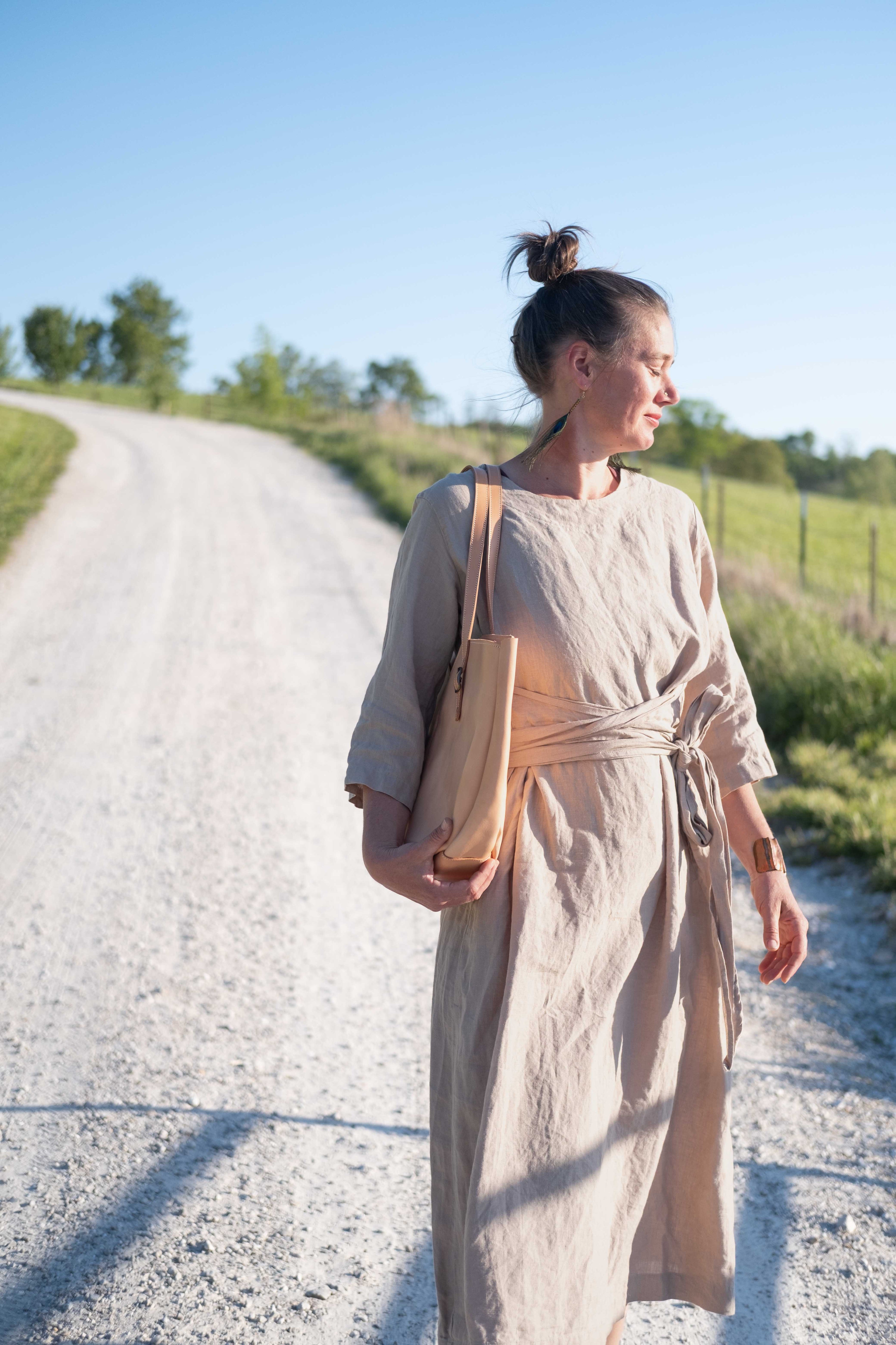 The Wanderer - large leather purse in veg tan leather