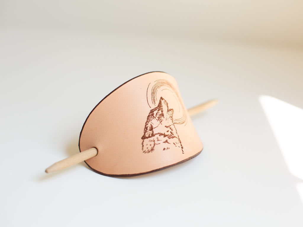 The large barrette is seen from the side. It works best for messy buns, long and curly hair and quick hair-dos that still look put together. 